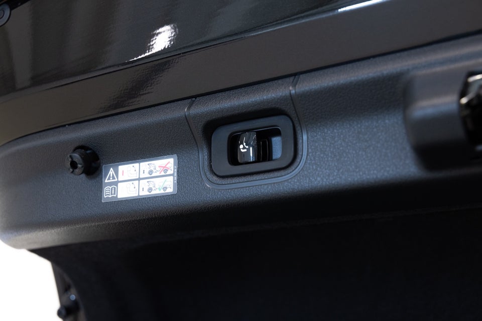 Mercedes EQE350 AMG Edition 4d