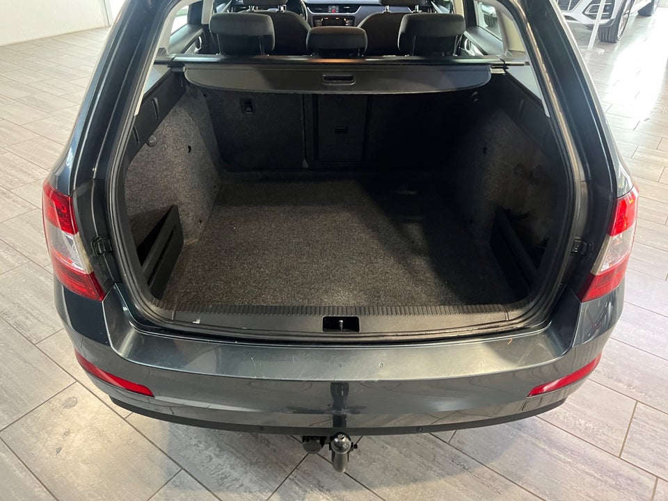 Skoda Octavia 2,0 TDi 150 Ambition DSG 5d