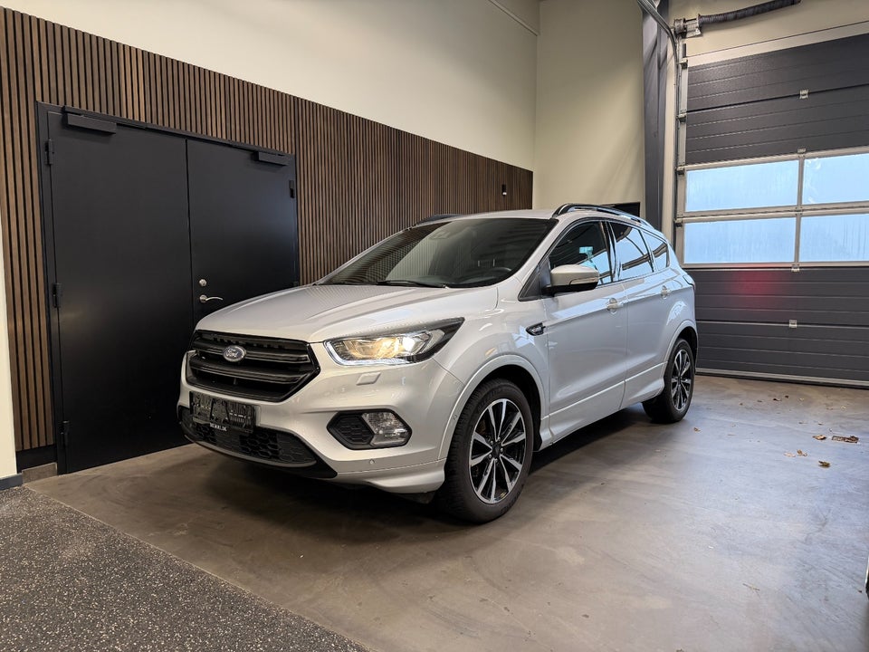 Ford Kuga 1,5 SCTi 150 ST-Line 5d