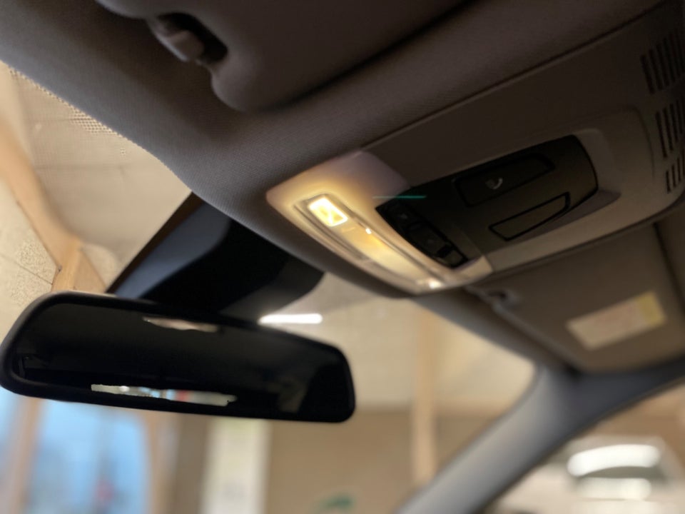 BMW 320d 2,0 Touring Sport Line aut. 5d