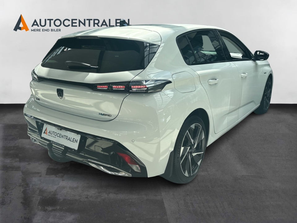 Peugeot 308 1,6 Hybrid First Selection+ EAT8 5d