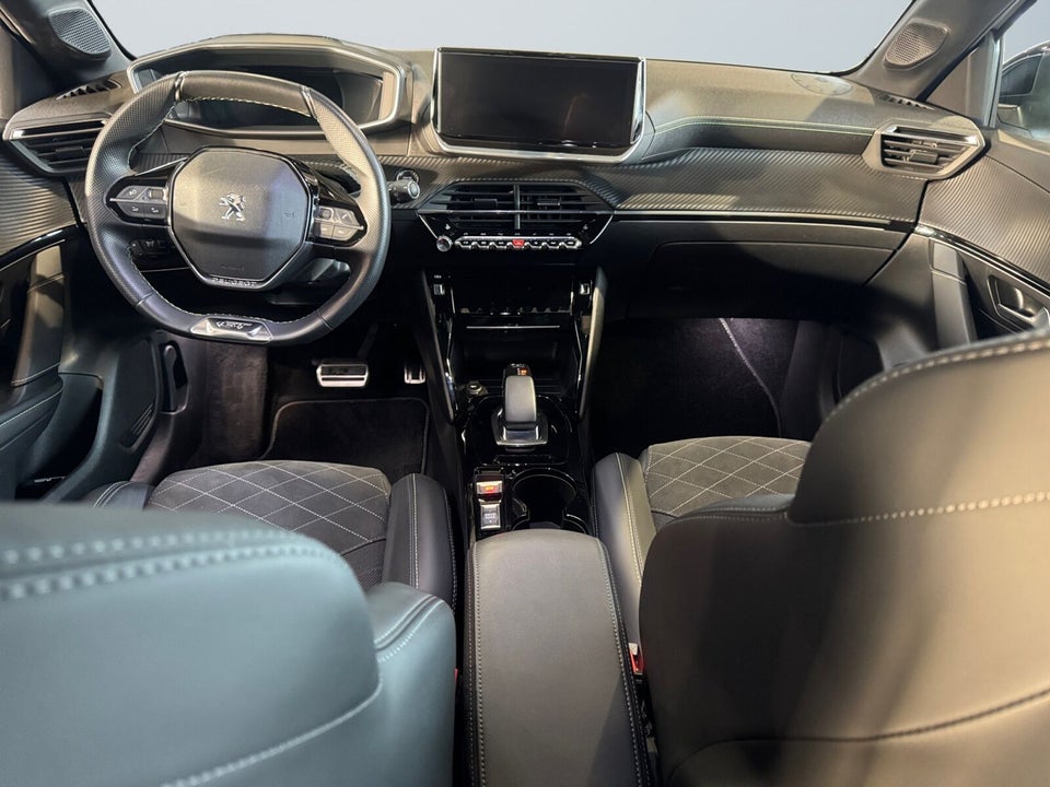 Peugeot e-208 50 GT Pack 5d