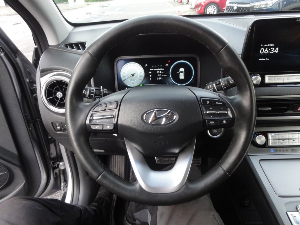 Hyundai Kona 64 EV Advanced 5d