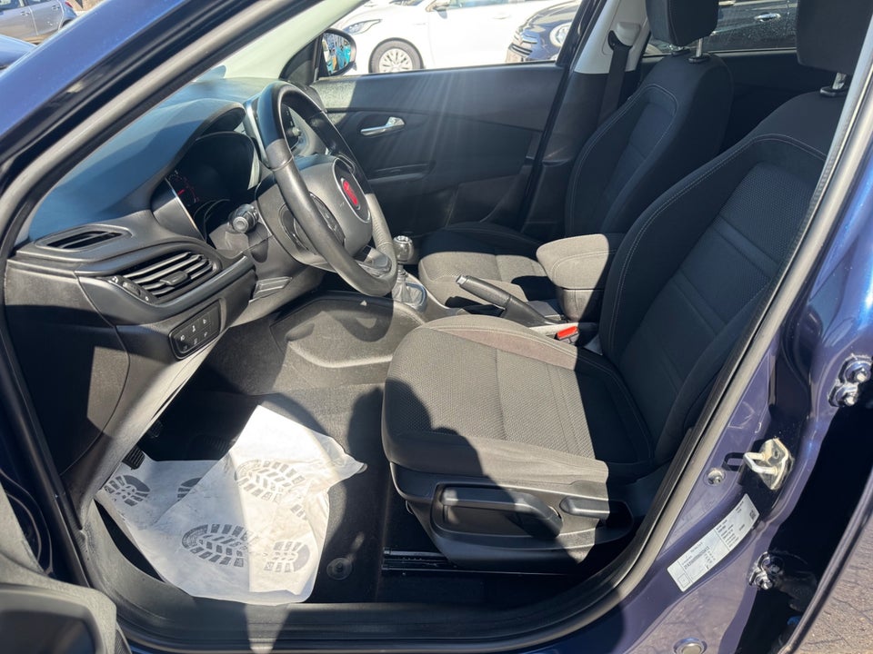 Fiat Tipo 1,4 T-Jet 120 Lounge 5d