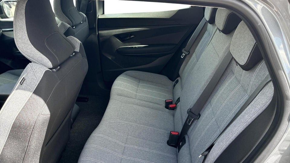 Renault Megane E-Tech 40 Equilibre 5d