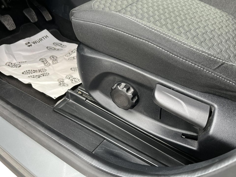 Ford Puma 1,0 EcoBoost mHEV Titanium 5d