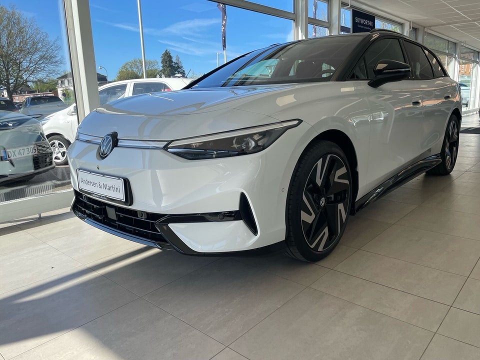 VW ID.7 86 Style S+ Tourer 5d