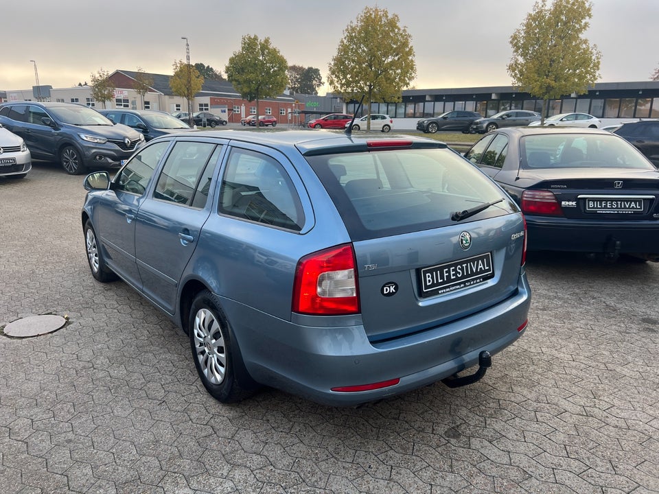 Skoda Octavia 1,4 TSi 122 Elegance Combi DSG 5d