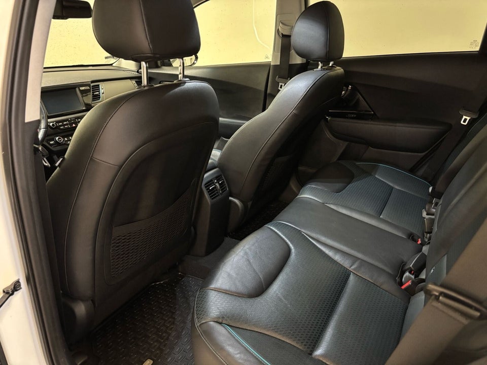 Kia e-Niro 64 Premium 5d