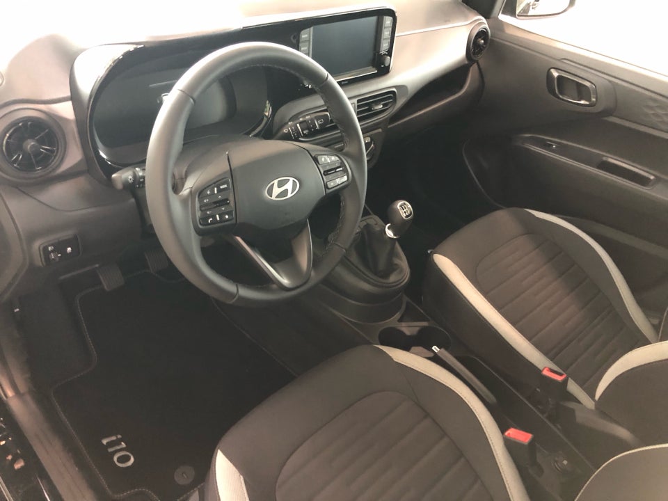 Hyundai i10 1,0 MPi Essential 5d