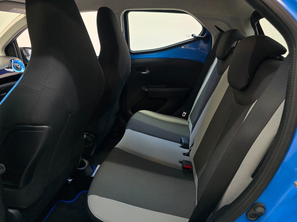 Toyota Aygo 1,0 VVT-i x-cite 5d