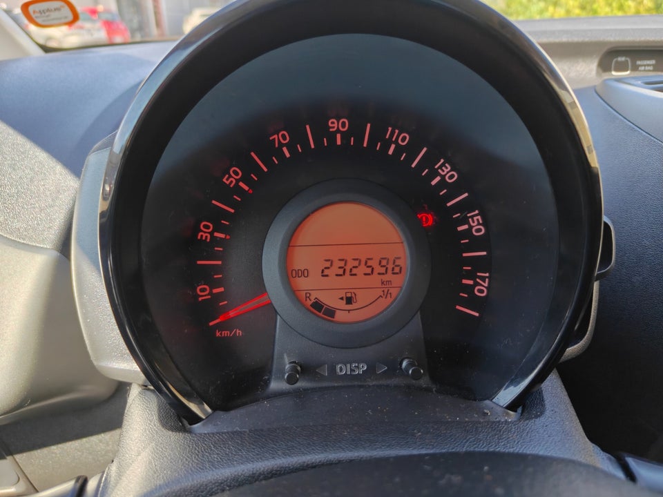 Citroën C1 1,2 PureTech Attraction 5d