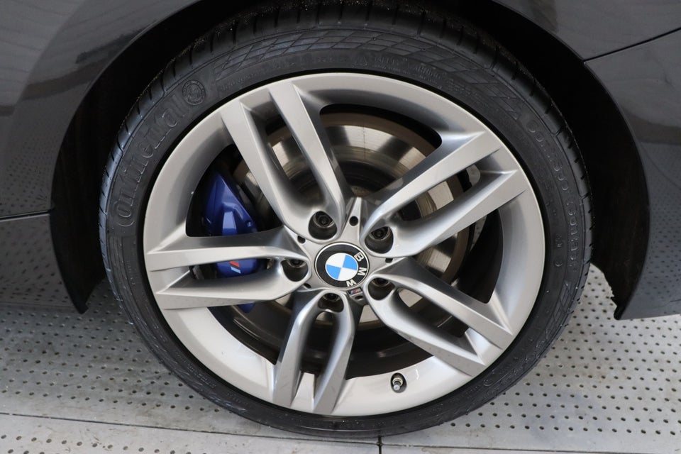 BMW 220d 2,0 Cabriolet aut. 2d