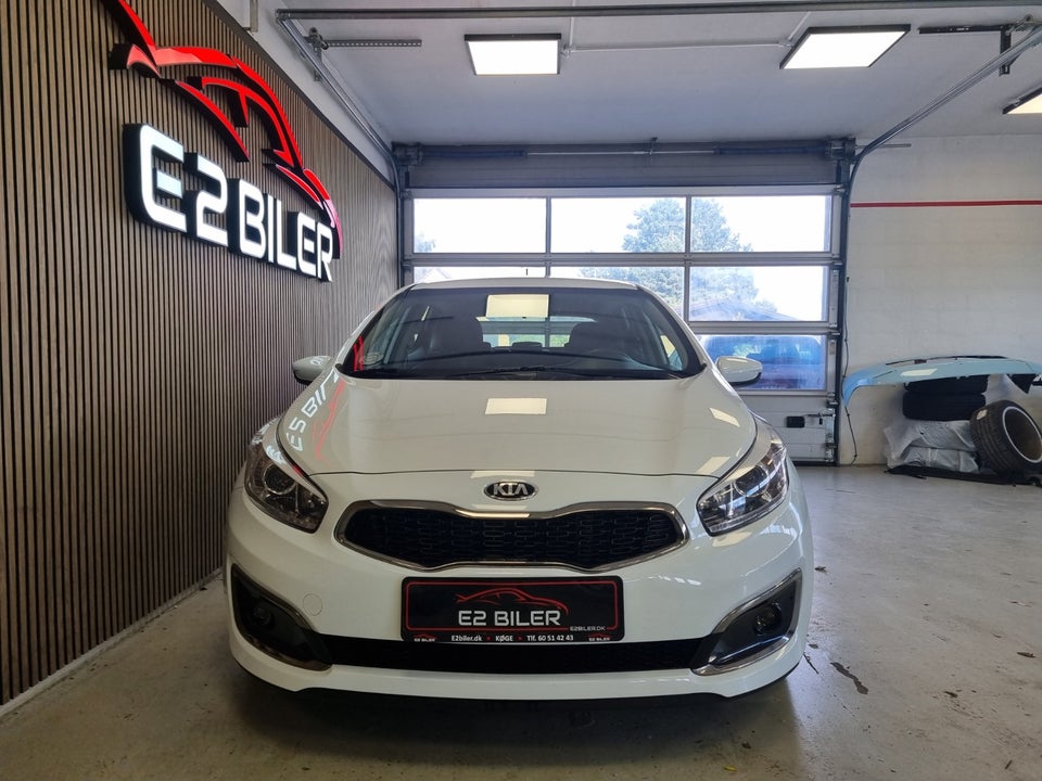 Kia Ceed 1,6 CRDi 136 Attraction 5d