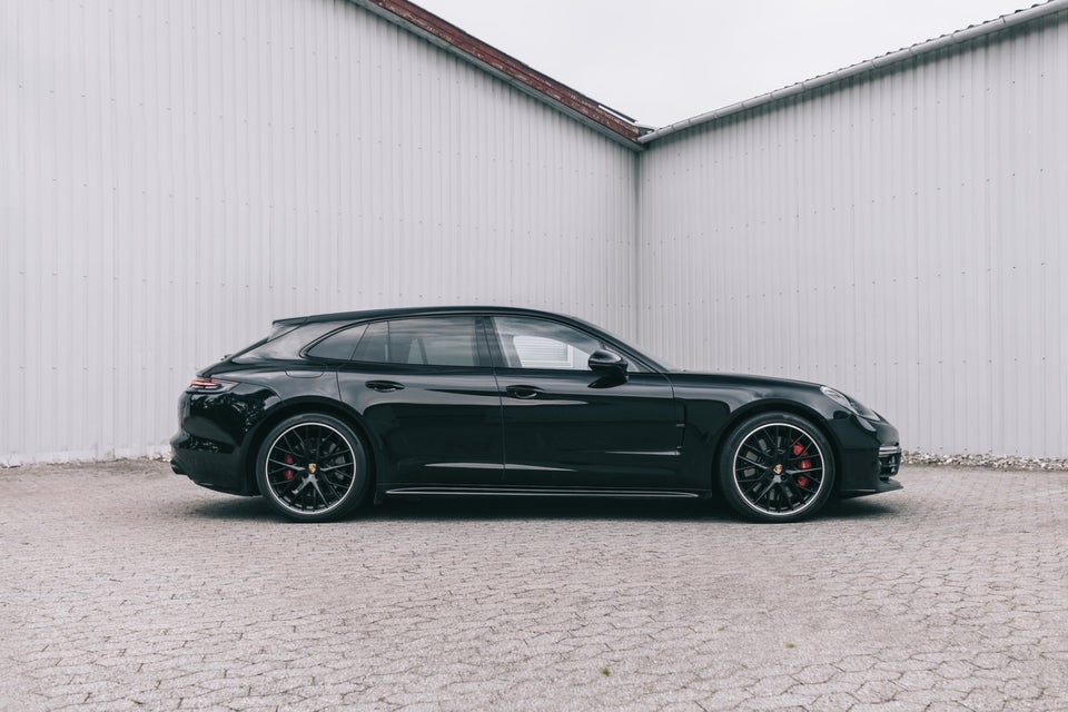 Porsche Panamera Turbo 4,0 Sport Turismo PDK 5d