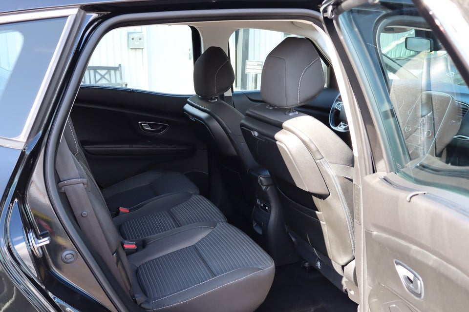 Renault Scenic IV 1,5 dCi 110 Zen 5d