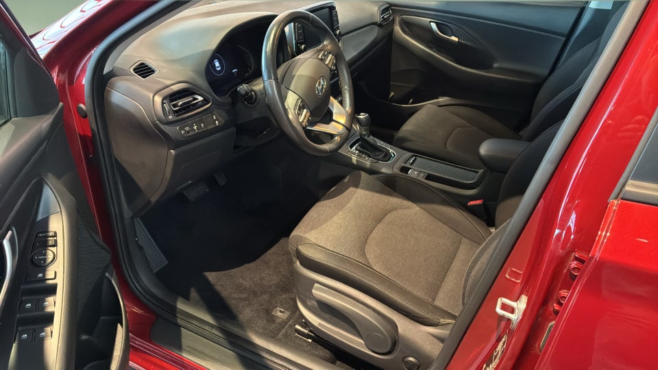 Hyundai i30 1,0 T-GDi Essential stc. DCT 5d