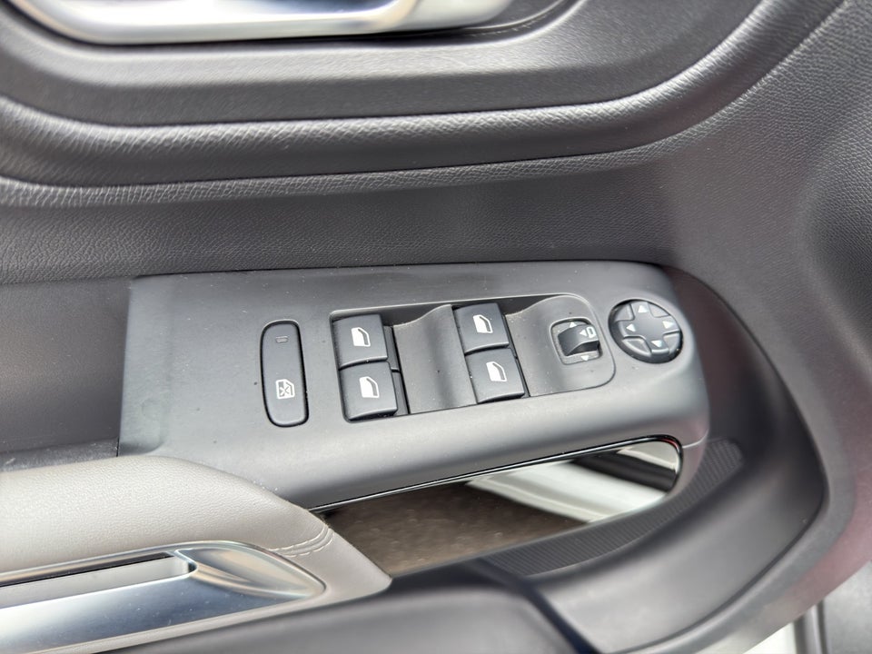 Citroën C5 Aircross 1,6 Hybrid SkyLine EAT8 5d