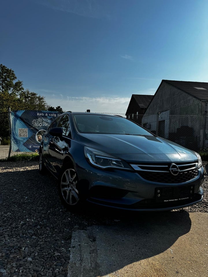 Opel Astra 1,6 CDTi 110 Selection Sports Tourer 5d