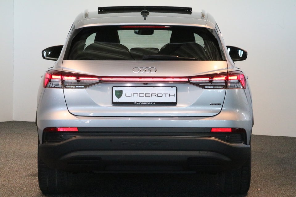 Audi Q4 e-tron 45 quattro 5d