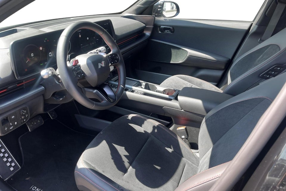 Hyundai Ioniq 6 84 N Line+ 4d