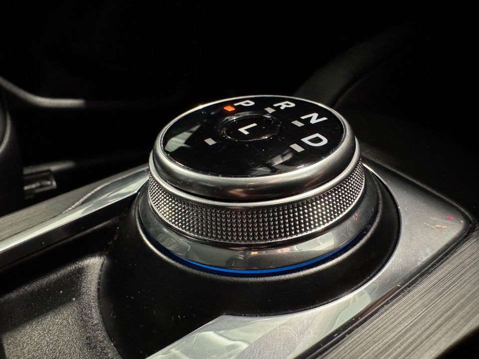 Ford Kuga 2,5 PHEV Vignale CVT 5d