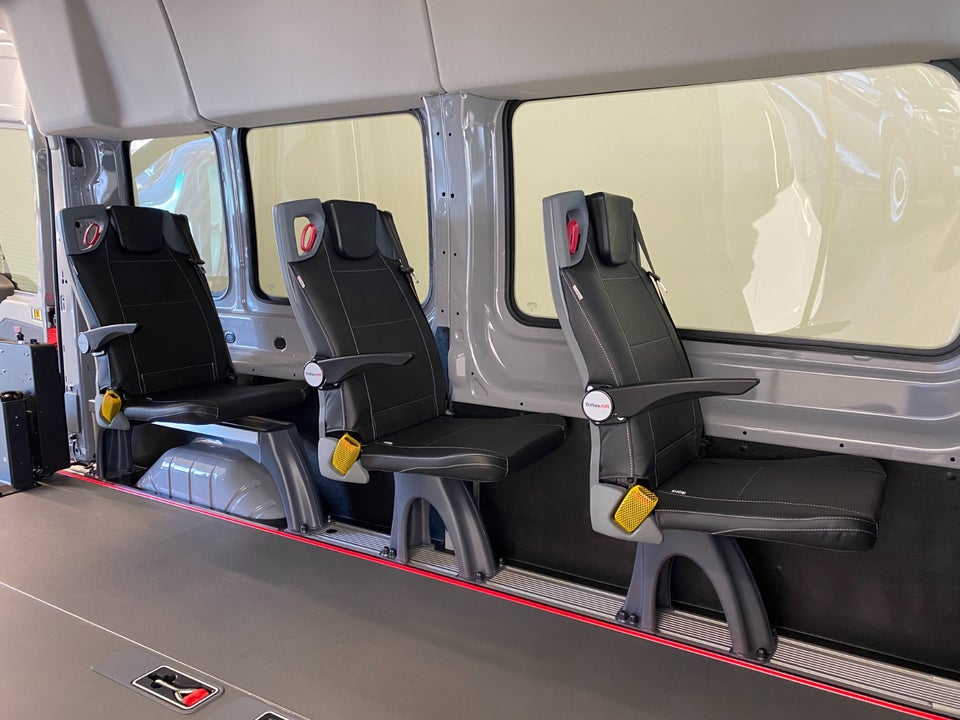 Ford E-Transit 350 L3 Kombi 68 Trend H3 RWD