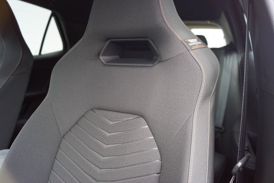 Cupra Born 59 e-Boost 5d