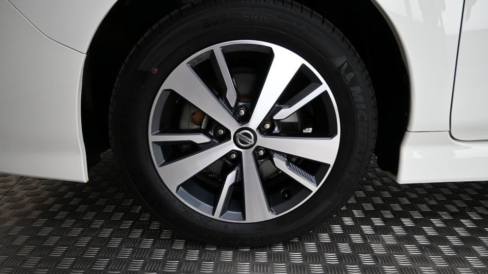 Nissan Leaf 40 Acenta 5d