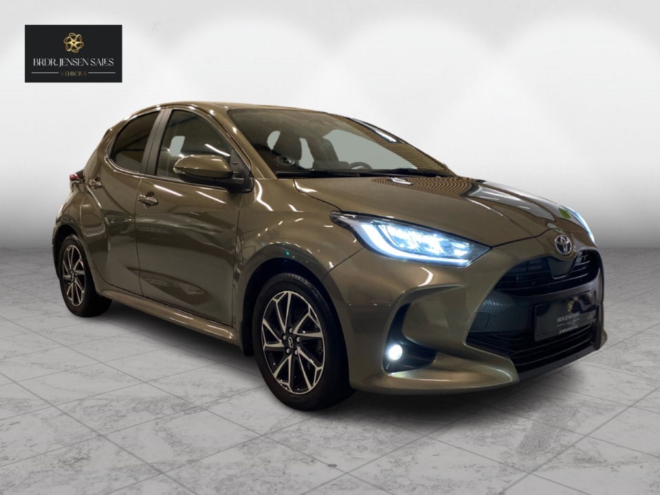 Toyota Yaris 1,5 Hybrid Active Tech+ Design e-CVT 5d