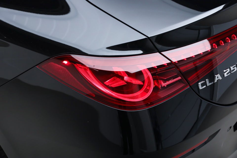 Mercedes CLA250+ EQ Progressive Premium Plus 4d