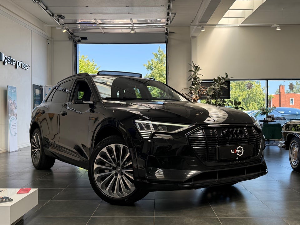 Audi e-tron 55 S-line quattro 5d