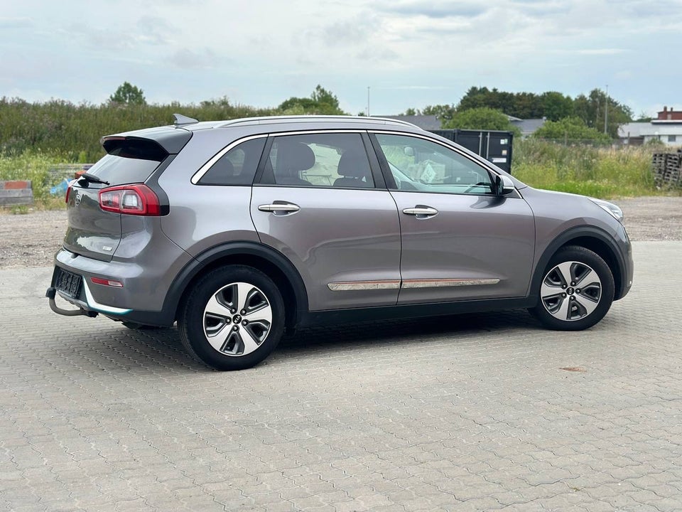 Kia Niro 1,6 PHEV Premium DCT 5d