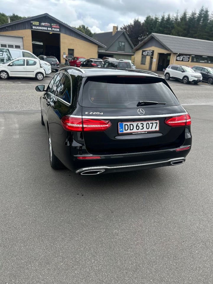 Mercedes E220 d 2,0 AMG Line stc. aut. 5d
