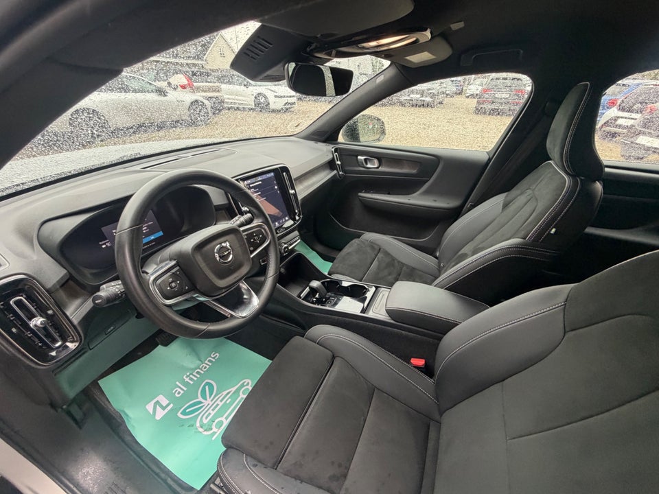 Volvo XC40 P6 ReCharge Plus 5d
