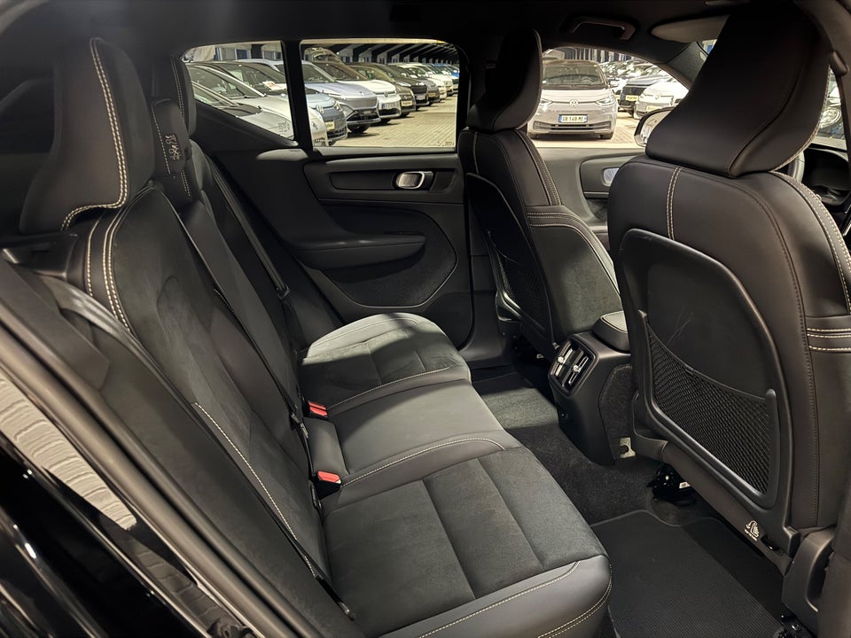 Volvo XC40 P8 ReCharge Twin Plus 5d
