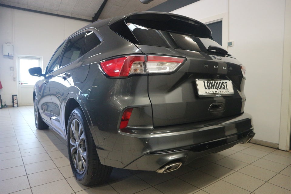 Ford Kuga 2,5 PHEV ST-Line X CVT 5d