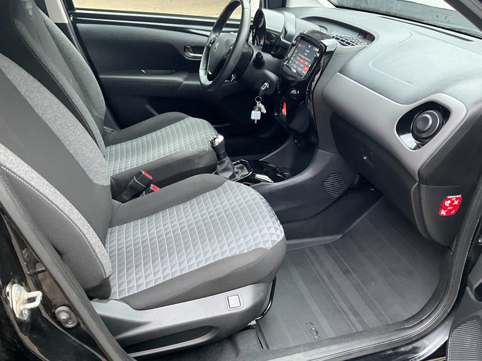 Peugeot 108 1,0 e-VTi 72 Fashion 5d