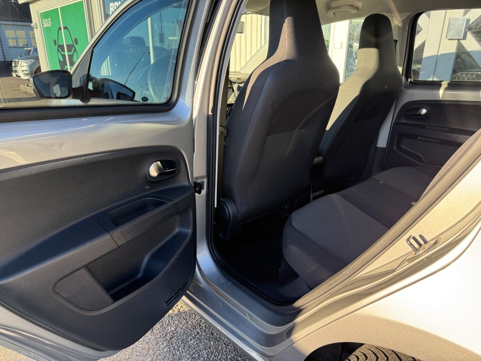 VW Up! 1,0 60 Move Up! BMT 5d