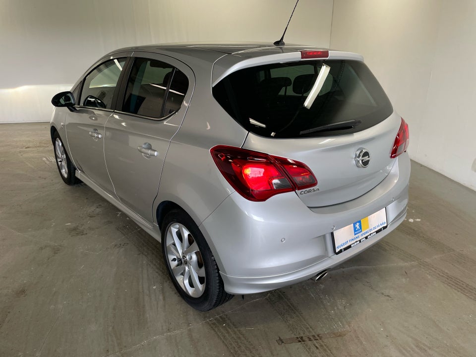 Opel Corsa 1,4 16V OPC Line 5d