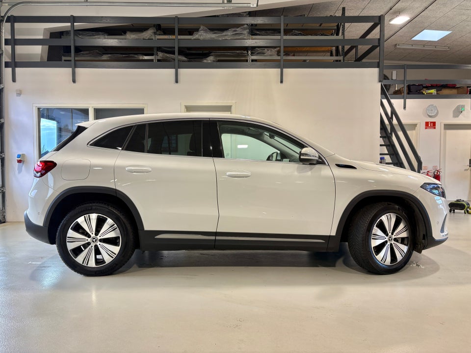 Mercedes EQA250+ 5d