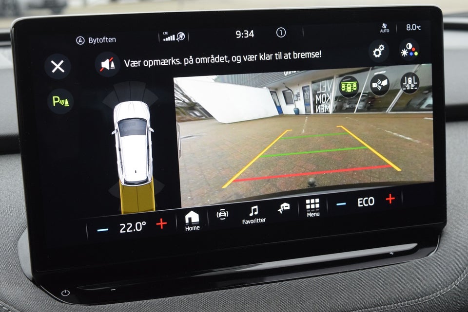 Skoda Enyaq 60 iV Loft 5d