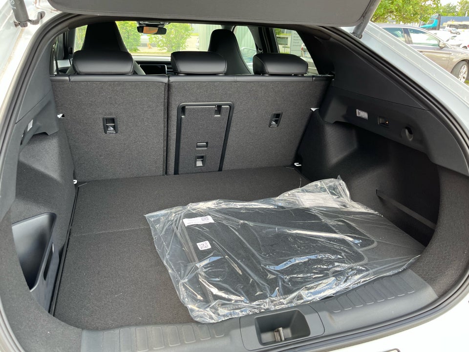 Ford Capri 77 Select Extended Range 5d