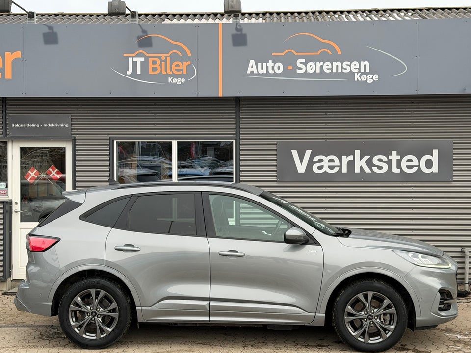 Ford Kuga 2,5 PHEV ST-Line X CVT 5d