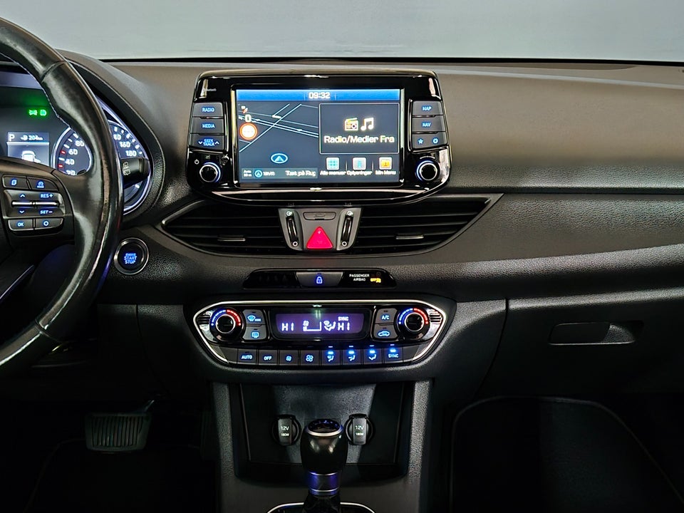 Hyundai i30 1,4 T-GDi Premium stc. DCT 5d