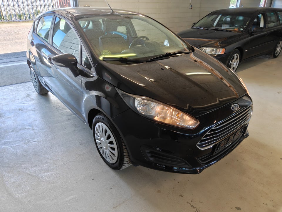 Ford Fiesta 1,0 65 Titanium 5d