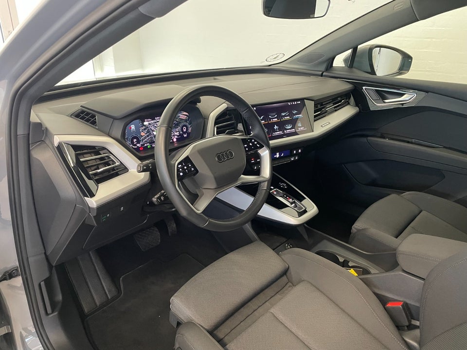 Audi Q4 e-tron 45 Progress quattro 5d