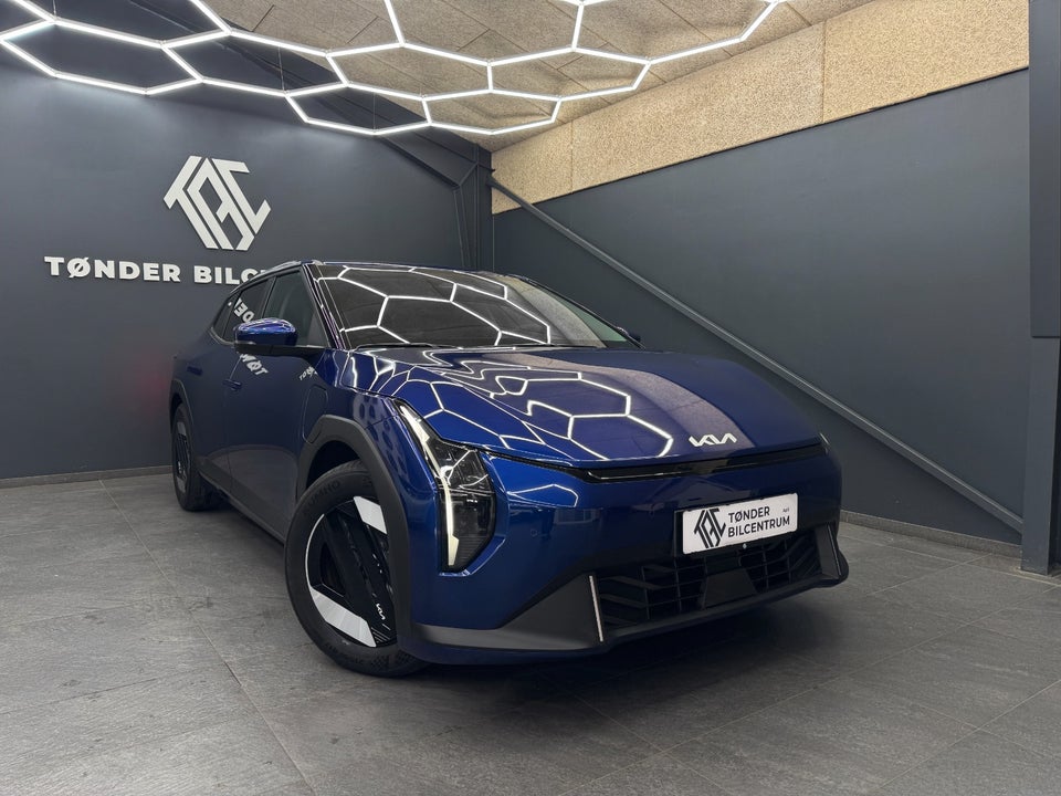 Kia EV4 81 Long Range Upgrade Fastback 4d