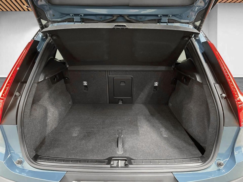 Volvo XC40 P6 ReCharge Plus 5d