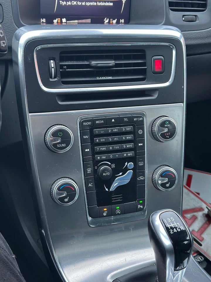 Volvo V60 2,0 D4 190 Momentum 5d